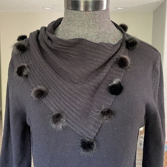 Cyrus Black Mink Ball Cowl Neck Sweater Size Large - Picture 3 of 5